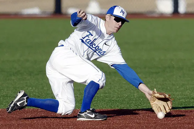 how to find baseball socks