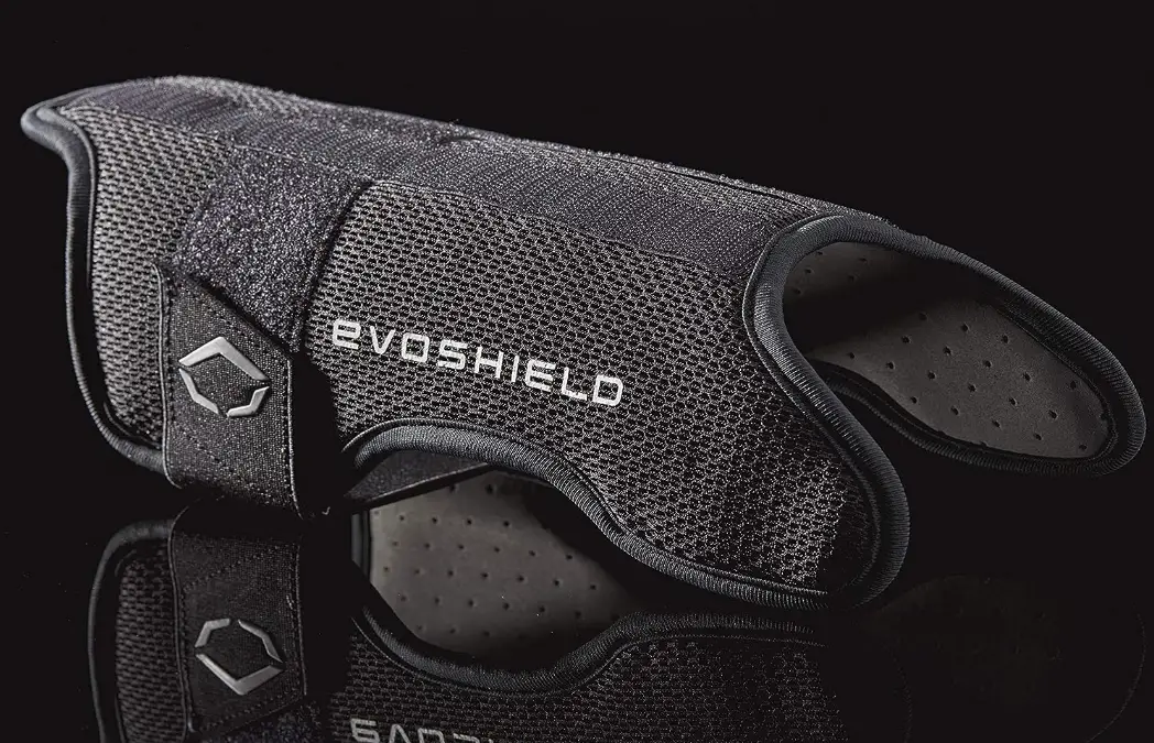 Best Catchers Leg Guards for Baseball & Fastpitch Players